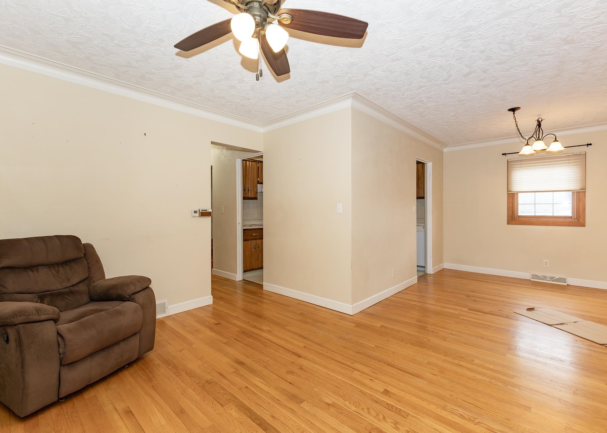 1819 Coyne Center Road Milan, IL 61264 - Photo 7 of 32