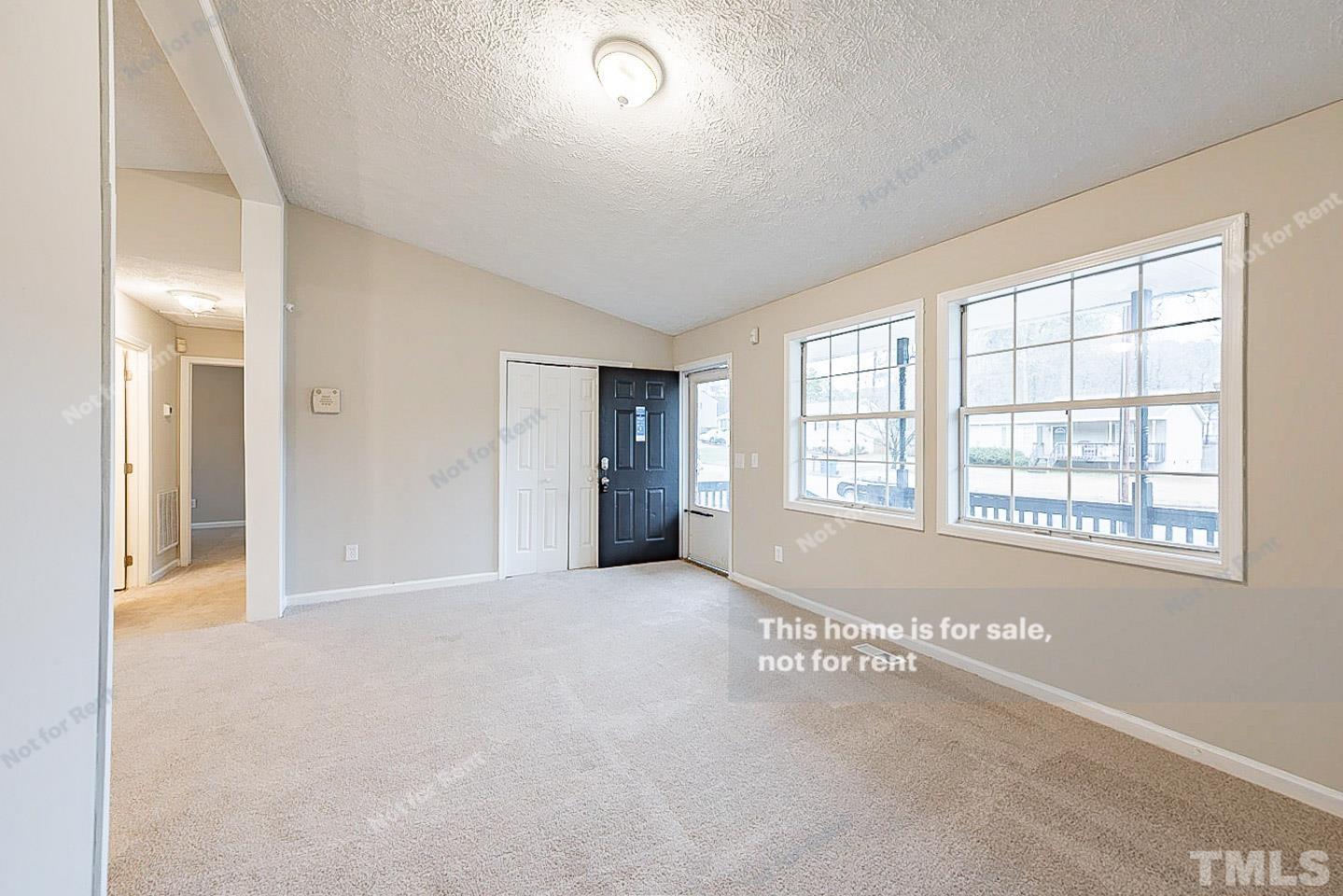 409 Melbourne Street Durham, NC 27703 - Photo 3 of 21