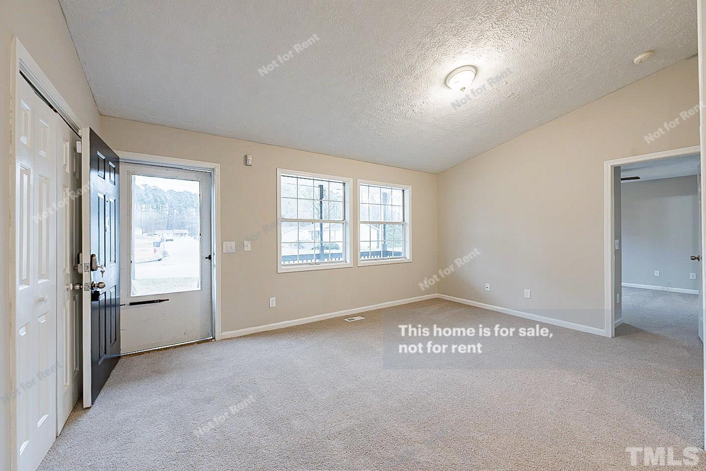 409 Melbourne Street Durham, NC 27703 - Photo 7 of 21