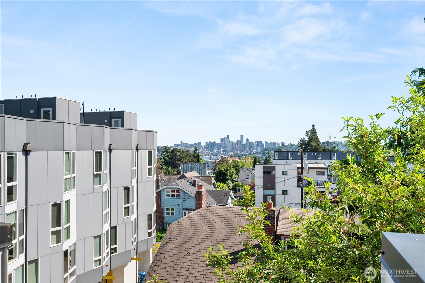 815 North 48th Street Seattle, WA 98103 - Photo 4 of 29