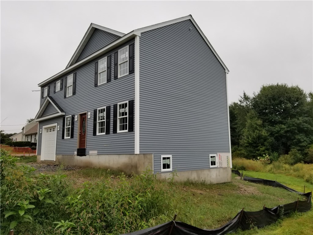 47 Angell Road Cumberland, RI 02864 - Photo 2 of 4