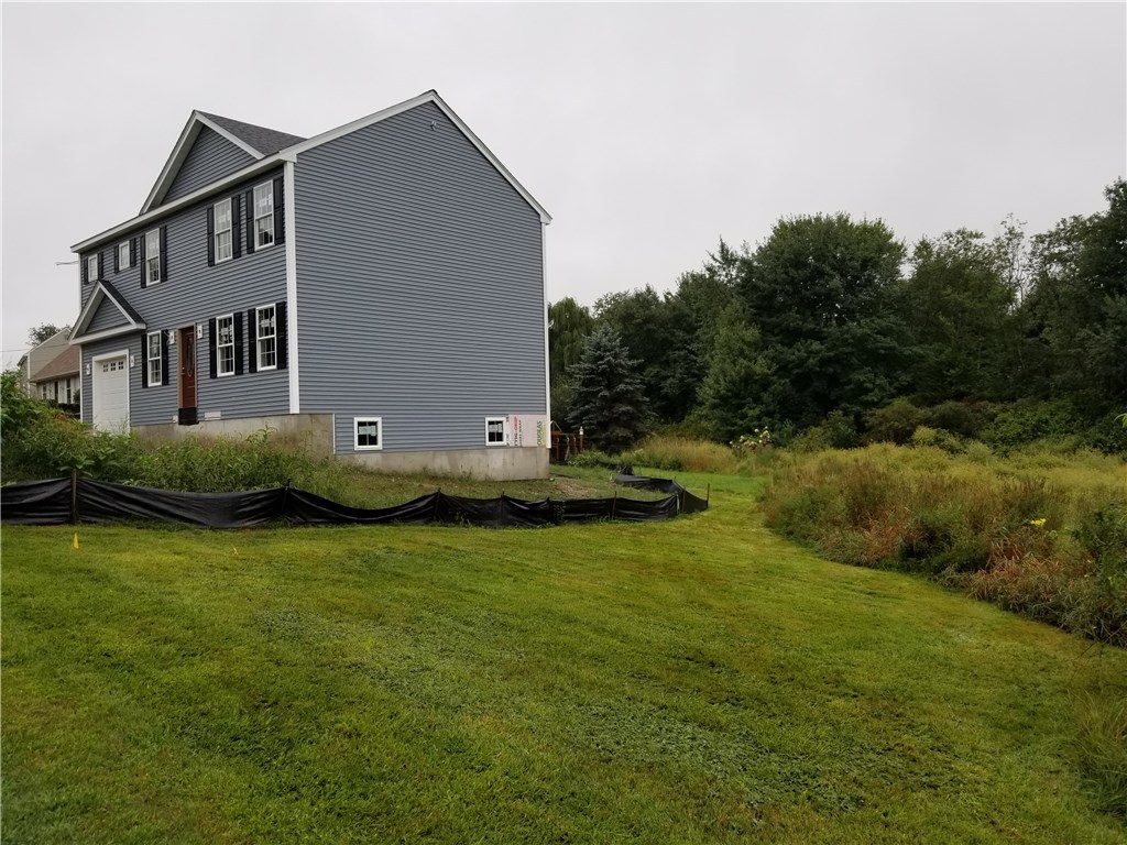 47 Angell Road Cumberland, RI 02864 - Photo 3 of 4