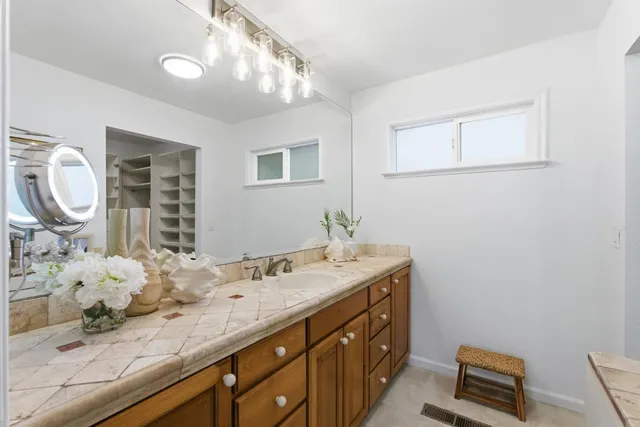 $4,498,000 | 1115 Covington Road, Los Altos, CA 94024