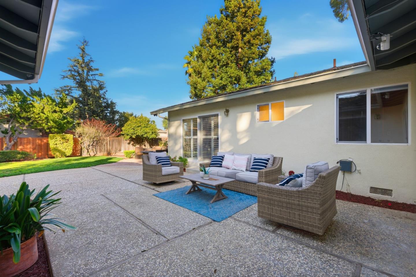 1115 Covington Road Los Altos, CA 94024 - Photo 39 of 46