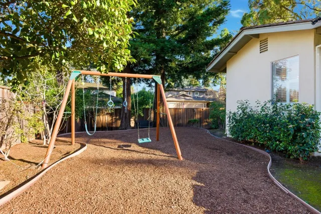 $4,498,000 | 1115 Covington Road, Los Altos, CA 94024