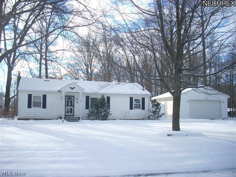 2216 Arndale Road Stow, OH 44224 - Photo 2 of 15