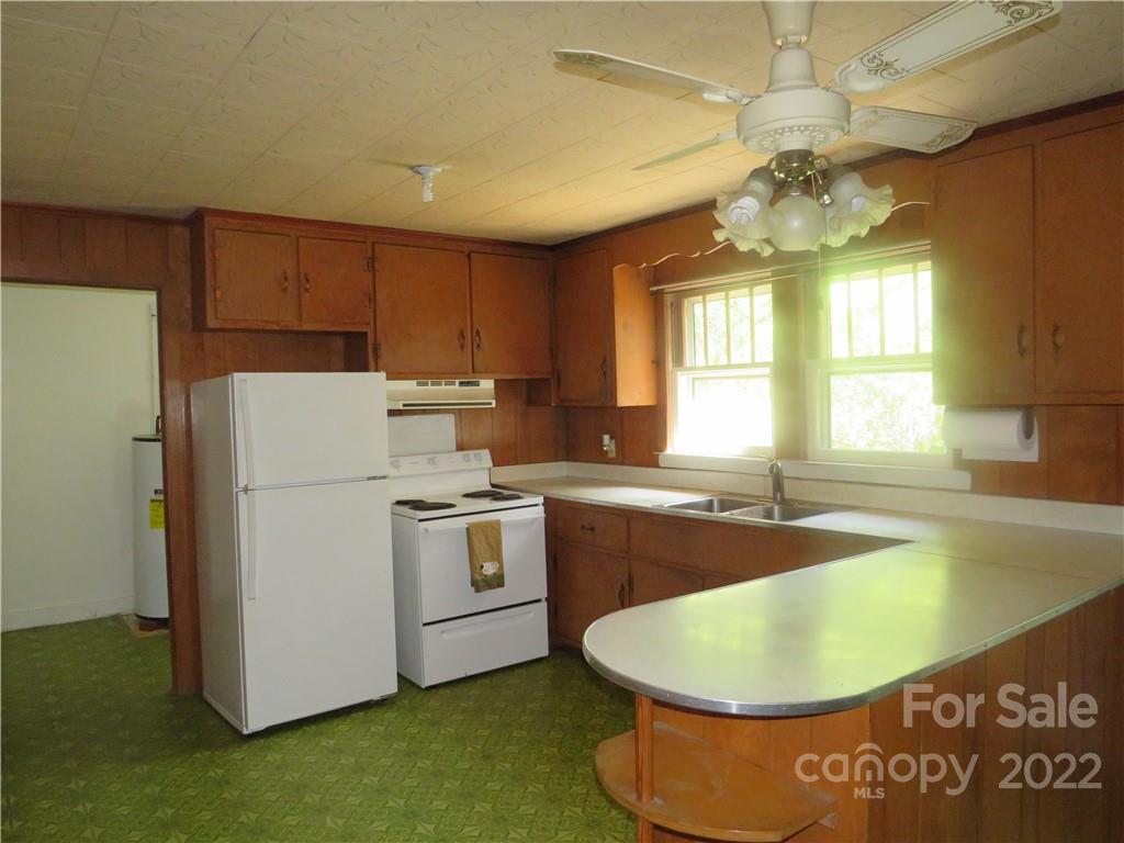 252 McDaniel Road Lake Lure, NC 28746 - Photo 11 of 26 Gallery Image 11