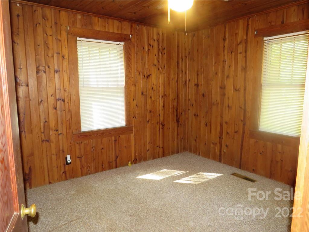 252 McDaniel Road Lake Lure, NC 28746 - Photo 20 of 26 Gallery Image 20
