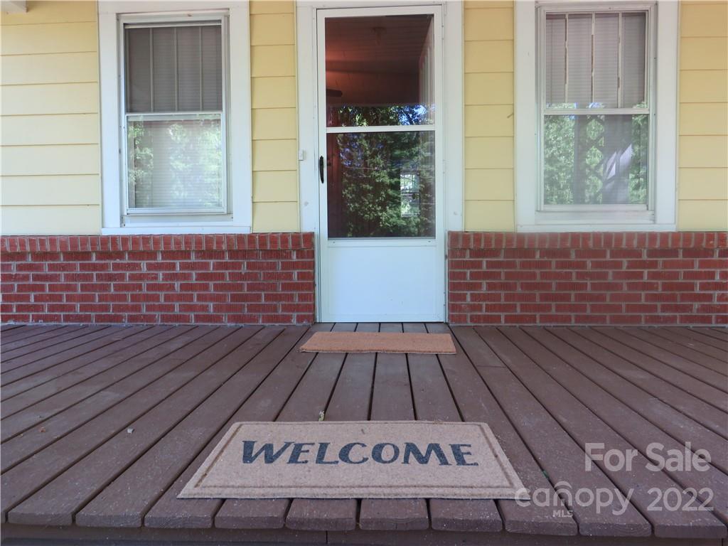252 McDaniel Road Lake Lure, NC 28746 - Photo 3 of 26 Gallery Image 3