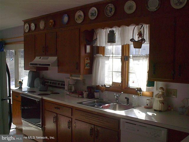580 Hi View Drive Lititz, PA 17543 - Photo 4 of 7