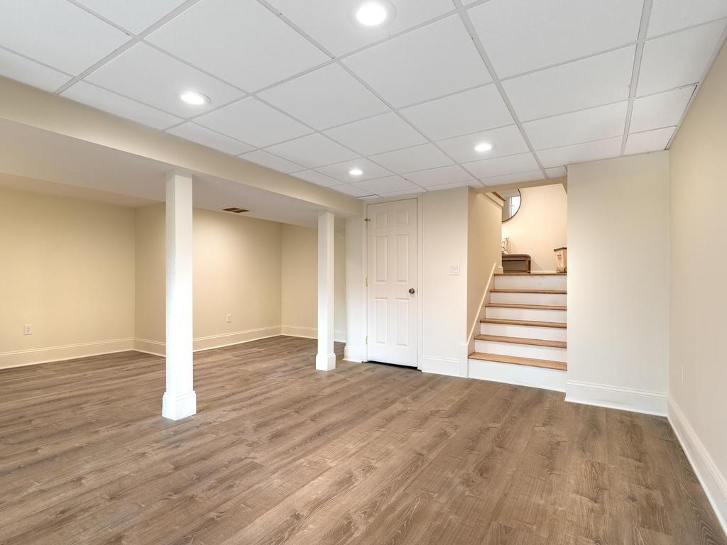 22 Thomas Road Lynnfield, MA 01940 - Photo 29 of 31 Gallery Image 29