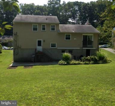 38 Croftley Road Lutherville-Timonium, MD 21093 - Photo 3 of 5 Exterior (Rear)