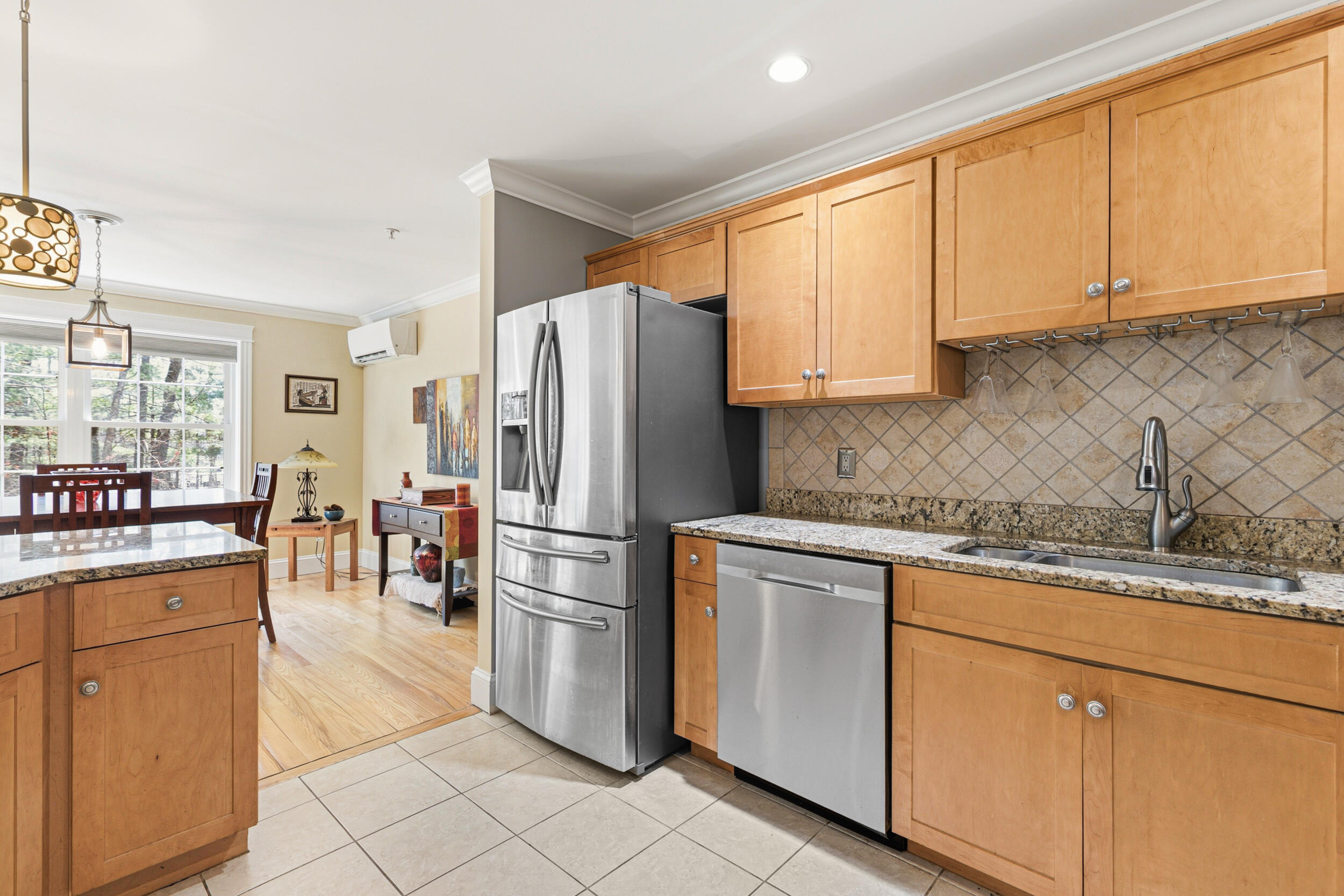 58 Ridge Road, Unit 7 Portland, ME 04103 - Photo 10 of 47 58 Ridge Rd Portland ME 04103 USA_043