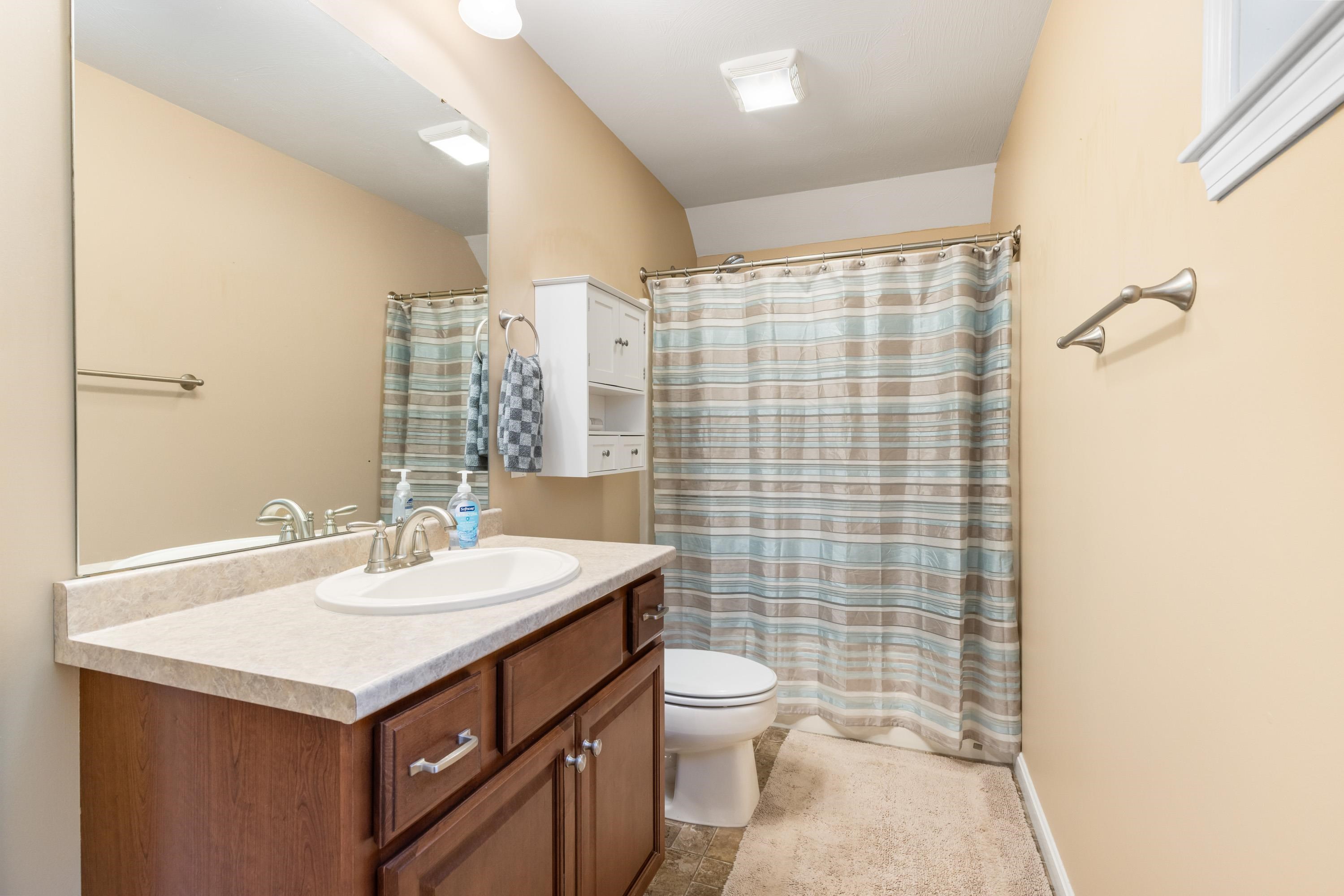 33 Cider Street Epping, NH 03042 - Photo 32 of 49