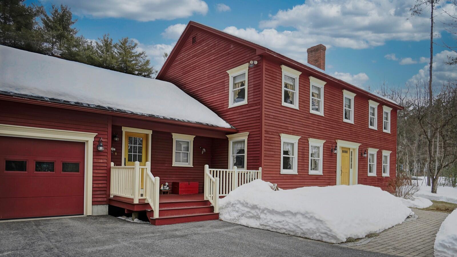 1 Rivermeadow Circle Standish, ME 04085 - Photo 4 of 60 1 River Meadows Circle (9)