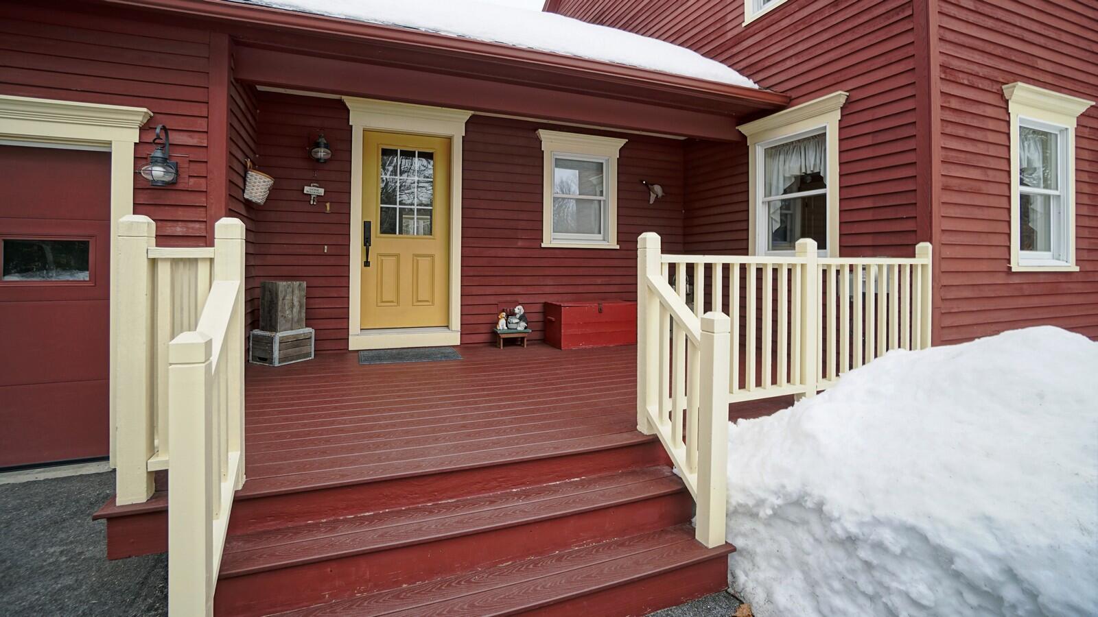 1 Rivermeadow Circle Standish, ME 04085 - Photo 5 of 60 1 River Meadows Circle (10)