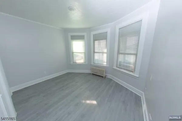 $2,950 | 35 East Place, Unit 2, Lodi, NJ 07644