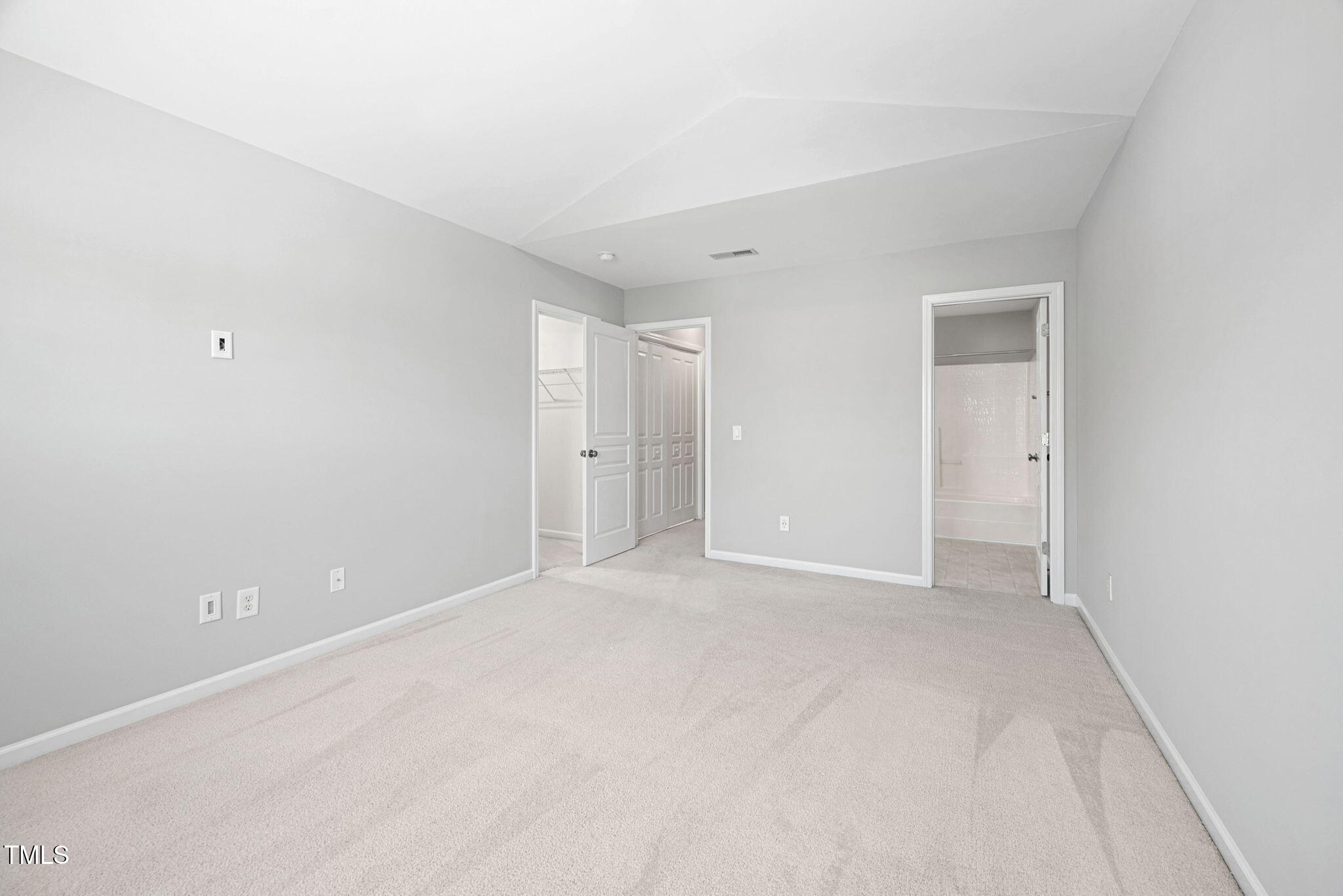 2609 Asher View Court Raleigh, NC 27606 - Photo 21 of 36 25-web-or-mls-2609-asher-view-ct