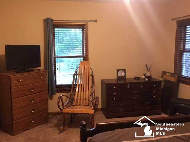 348 East Substation Road Temperance, MI 48182 - Photo 8 of 16