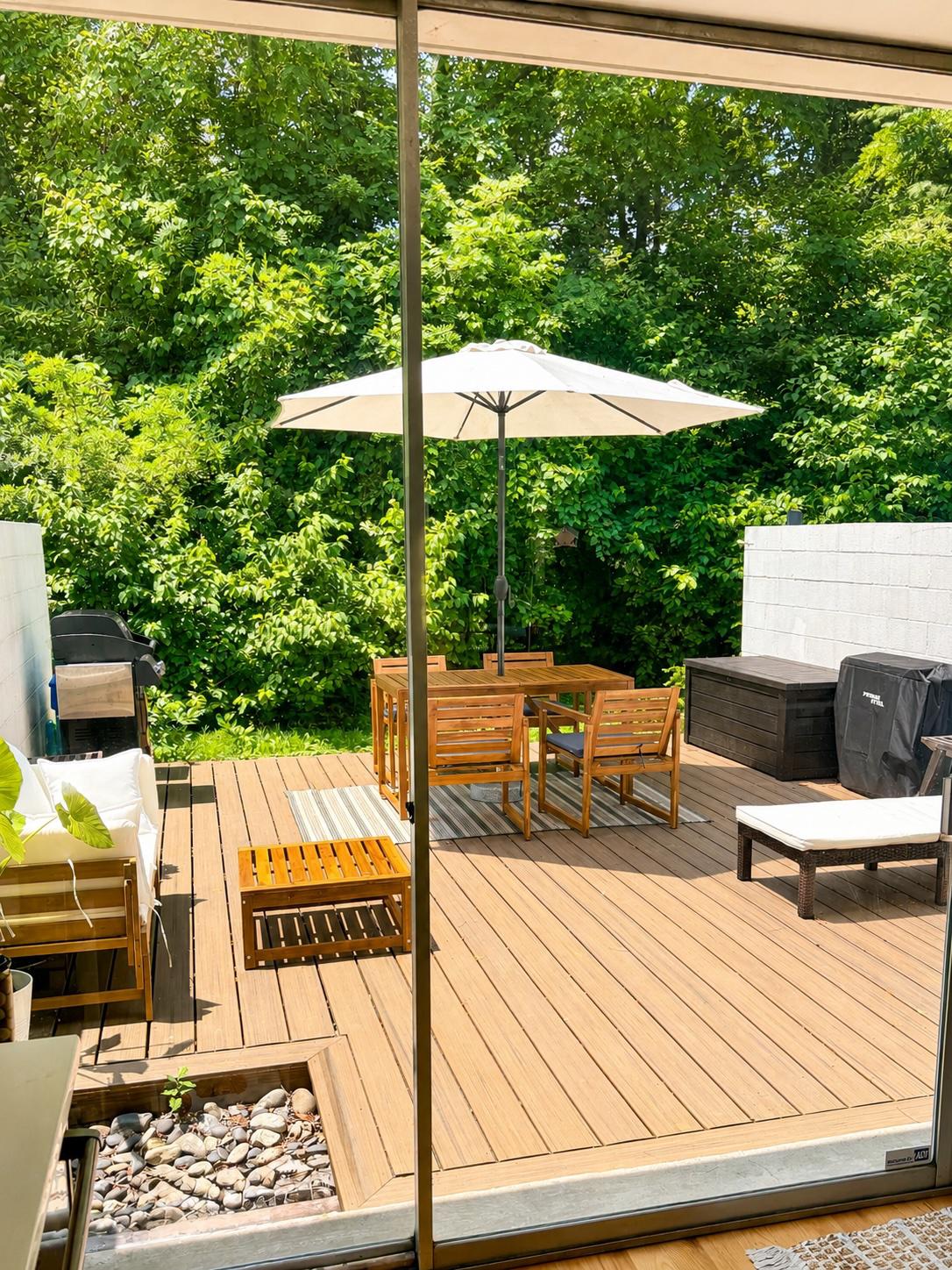 11579 Maple Ridge Road Reston, VA 20190 - Photo 5 of 13 Serene Outdoor Retreat With Lush Greenery