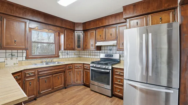 a kitchen with lots of counter top space
