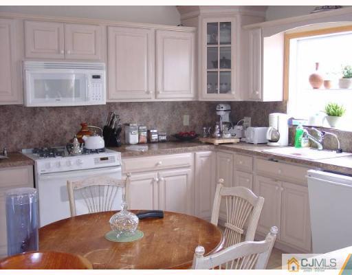 110 Jeffery Road Colonia, NJ 07067 - Photo 4 of 6 Gallery Image 4