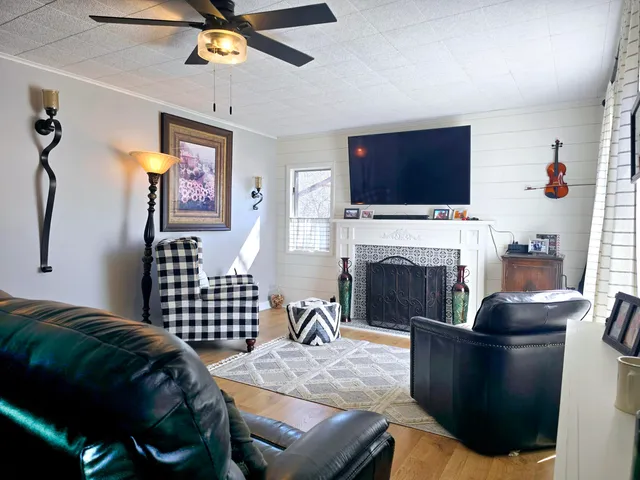 $200,000 | 33 Coolidge Avenue, Caribou, ME 04736