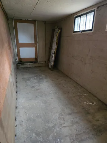 $200,000 | 33 Coolidge Avenue, Caribou, ME 04736