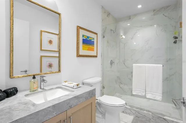 $3,200,000 | 3101 Bayshore Boulevard, Unit 801, Tampa, FL 33629