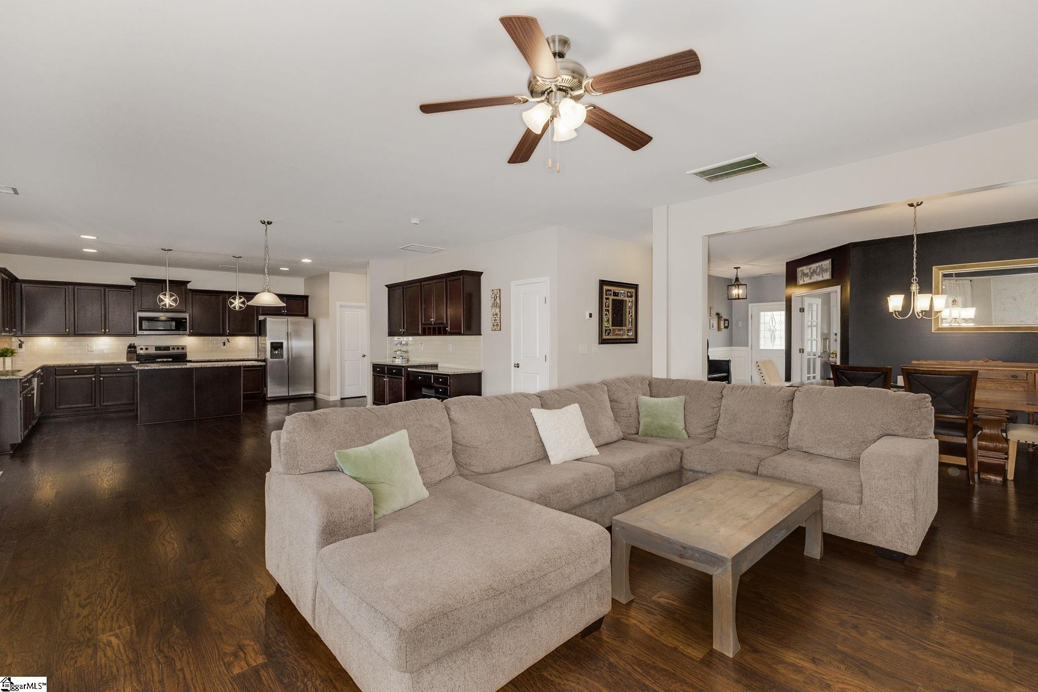 145 Lake Grove Road Simpsonville, SC 29681 - Photo 14 of 49 Gallery Image 14