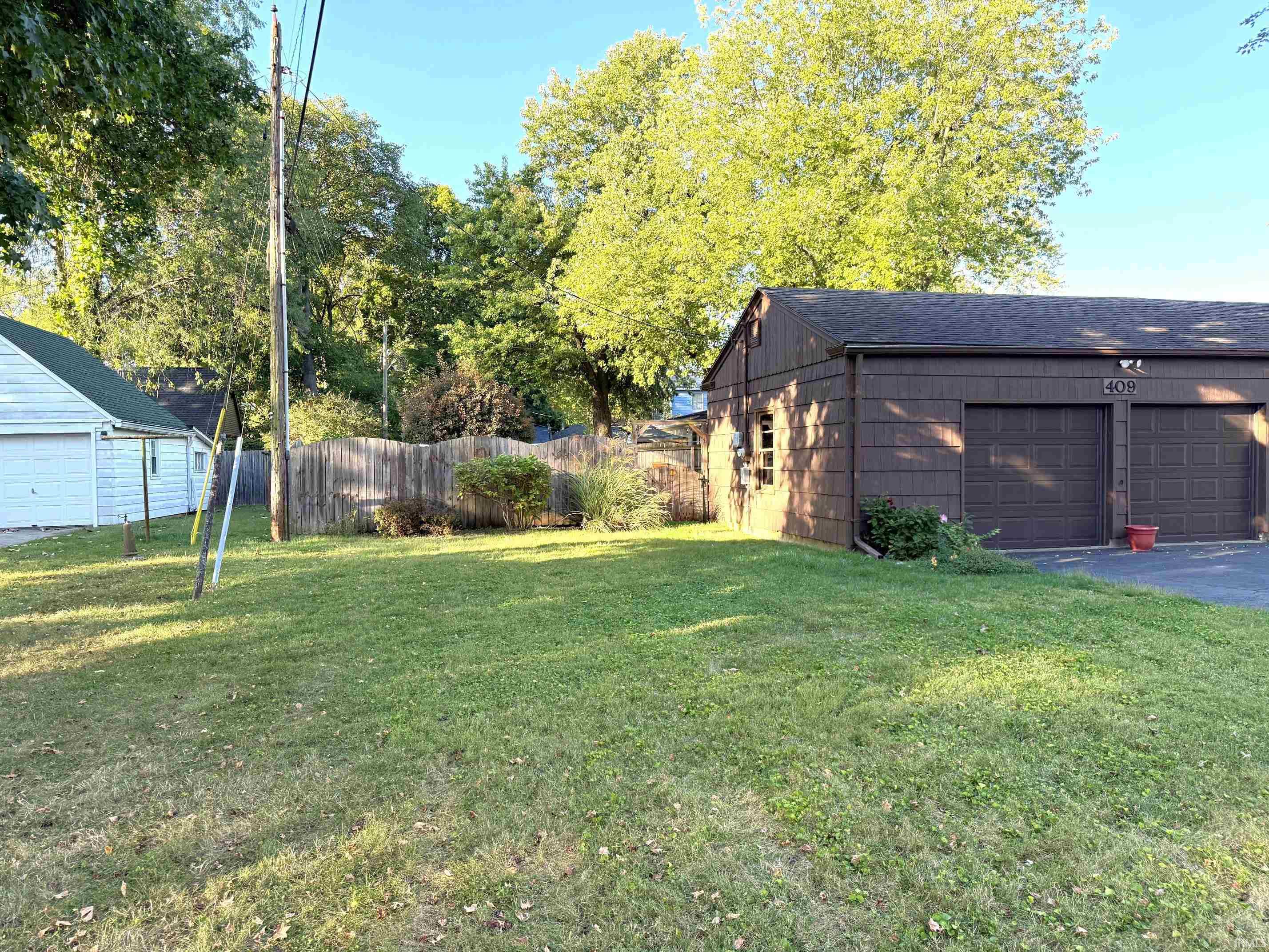 409 South Umbarger Road Muncie, IN 47304 - Photo 7 of 31