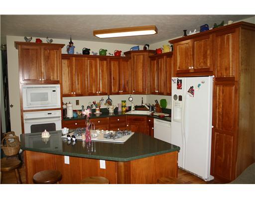 1280 Sugar Run Road Venetia, PA 15367 - Photo 8 of 17 Kitchen. All natural cherry
