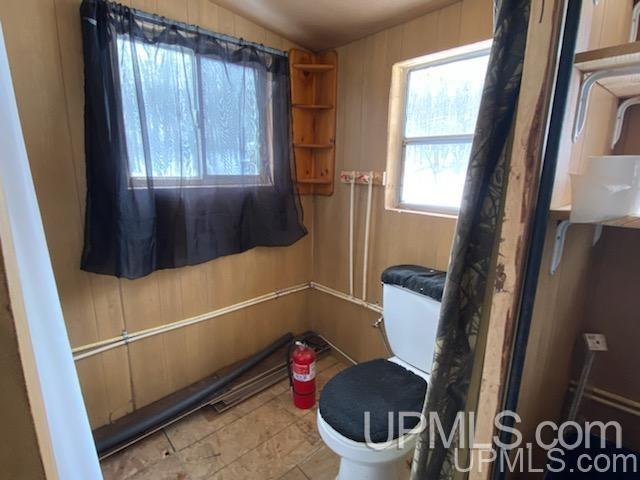 186 Helgemo Road Iron River, MI 49935 - Photo 5 of 12