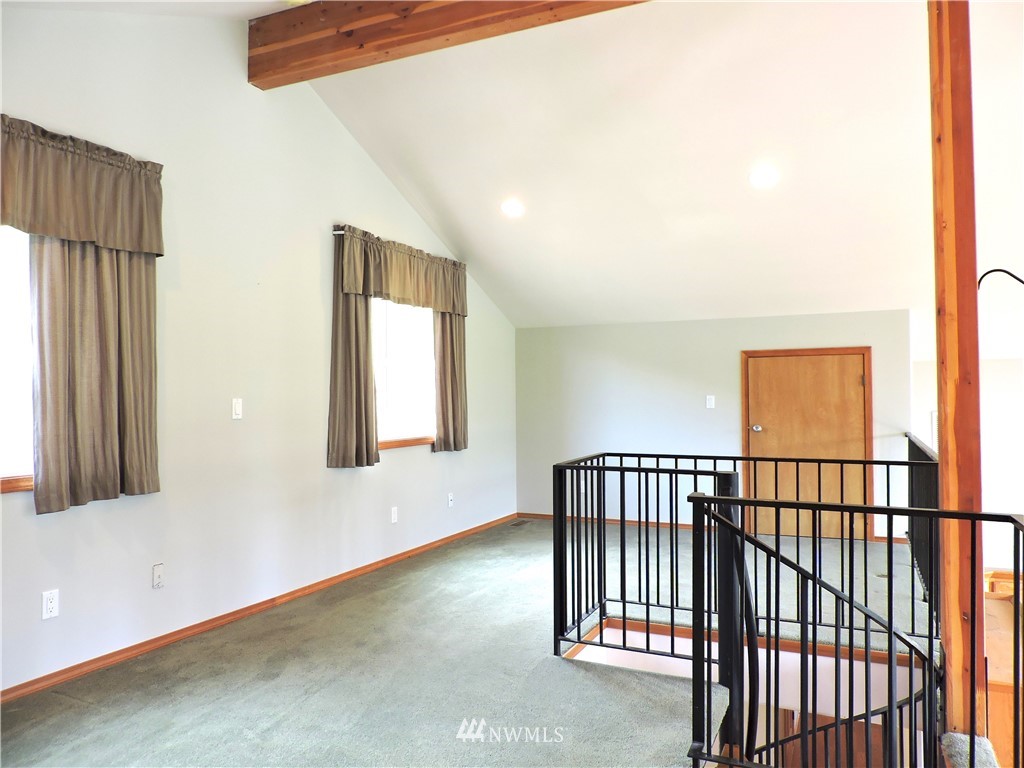 4975 Whispering Ridge Road Wenatchee, WA 98801 - Photo 12 of 23 Gallery Image 12