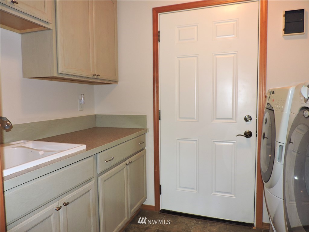 4975 Whispering Ridge Road Wenatchee, WA 98801 - Photo 20 of 23 Gallery Image 20