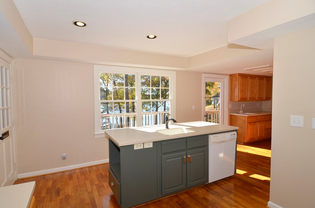 5462 Roaring Branch Road Columbus, GA 31904 - Photo 10 of 39 Kitchen