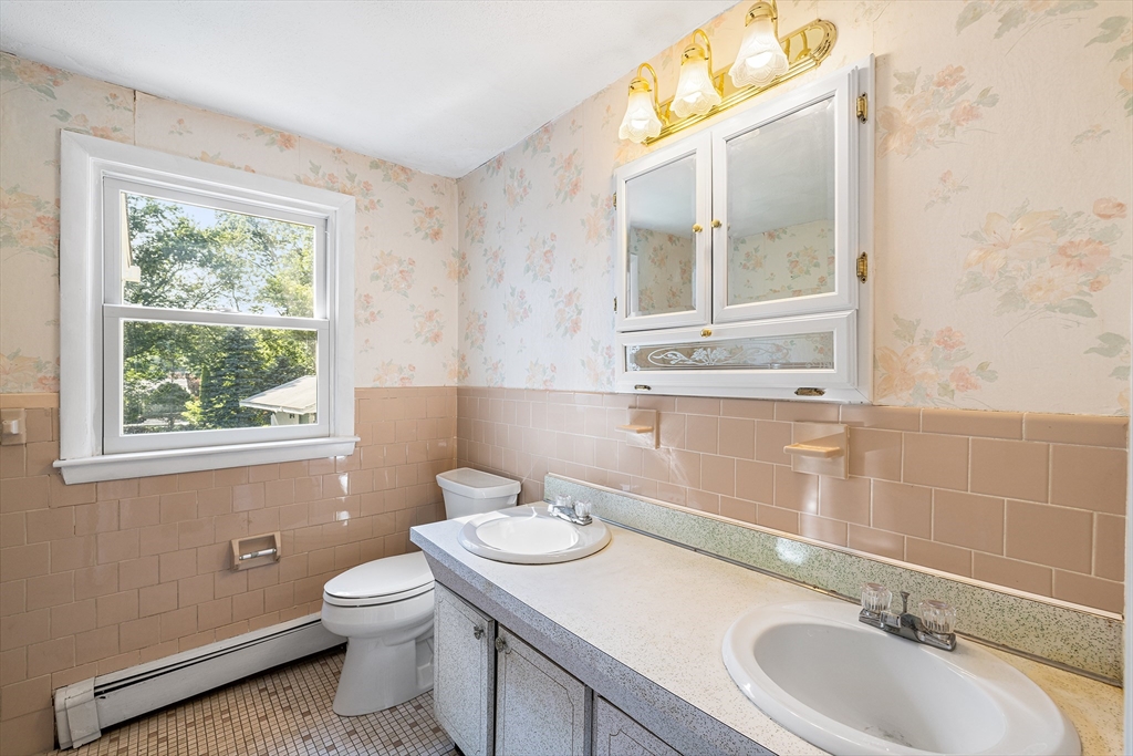 27 Keans Road Burlington, MA 01803 - Photo 11 of 33 Gallery Image 11
