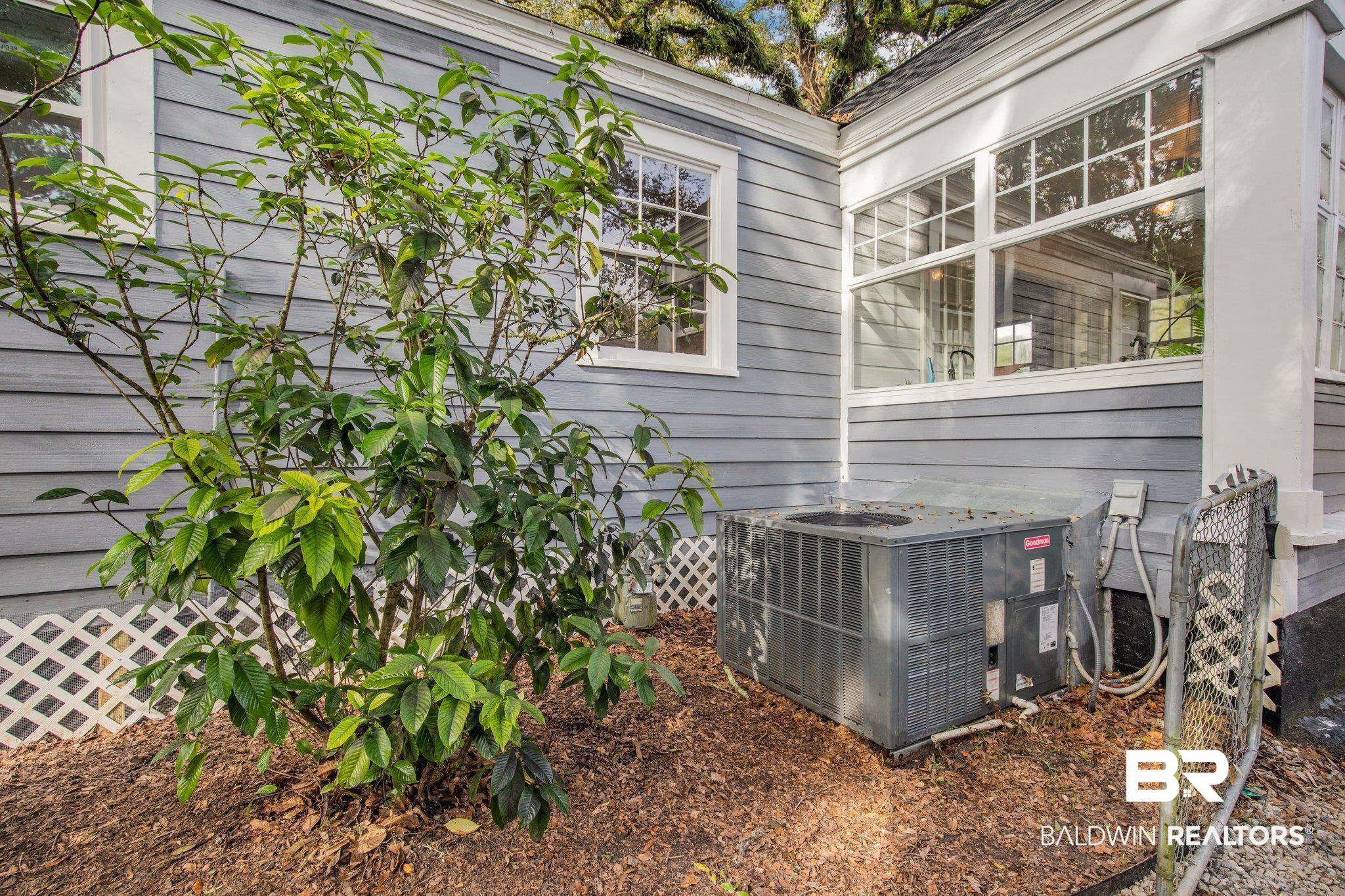 2103 Emogene Street Mobile, AL 36606 - Photo 41 of 49