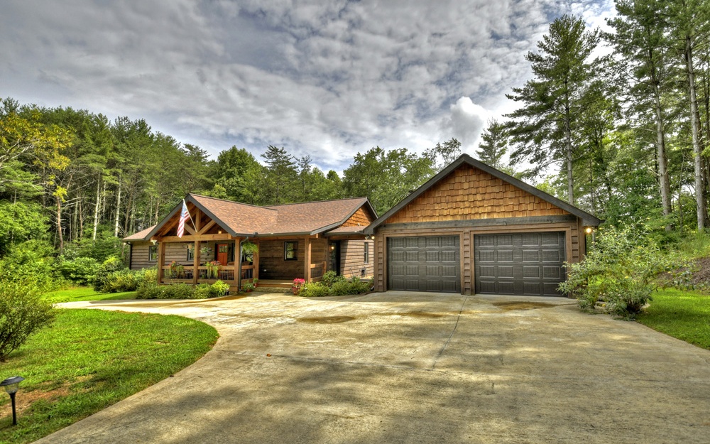 24 Jared Road Blue Ridge, GA 30513 - Photo 1 of 44 Main View