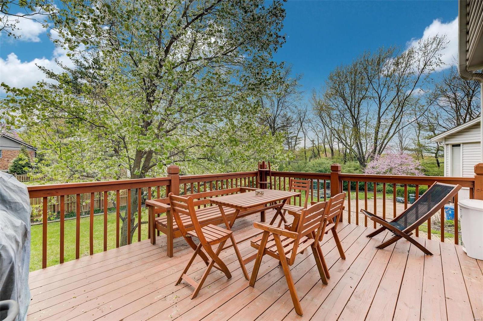 15728 Hill House Road Chesterfield, MO 63017 - Photo 18 of 22 Gallery Image 18