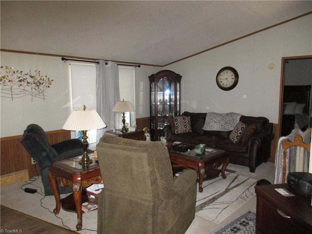 1210 Old VFW Road Pinnacle, NC 27043 - Photo 11 of 26