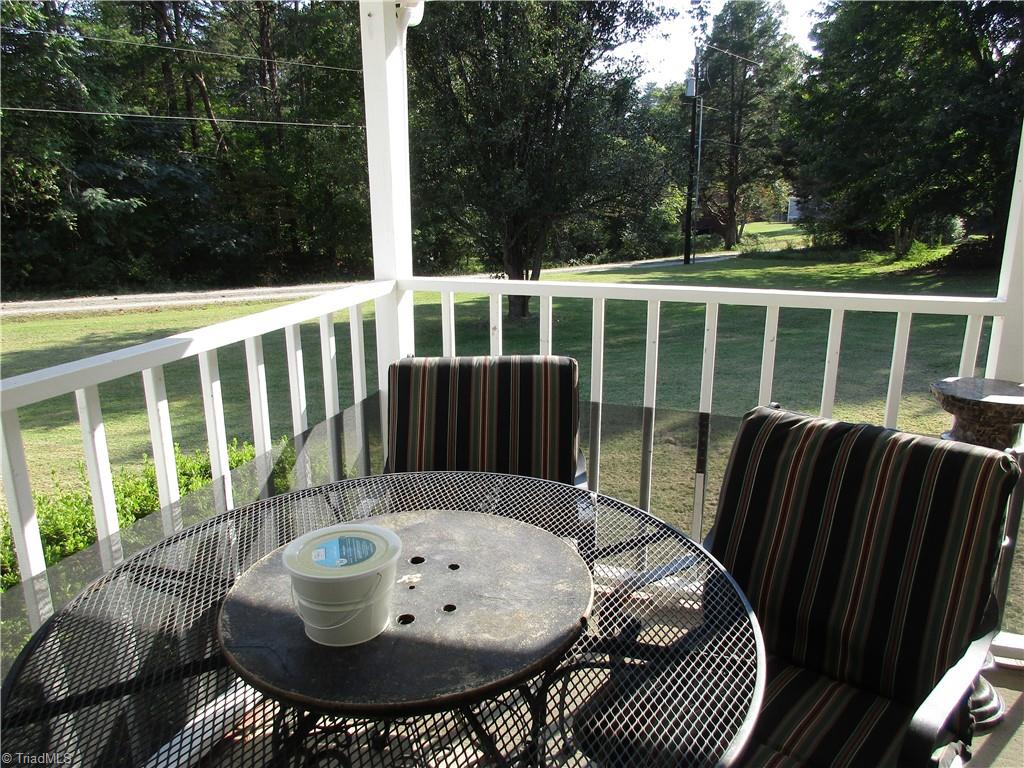 1210 Old VFW Road Pinnacle, NC 27043 - Photo 4 of 26