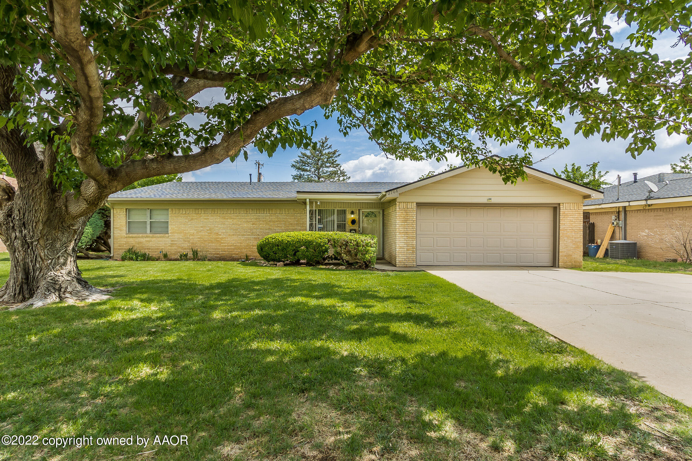 2708 John Drive Amarillo, TX 79110 - Photo 1 of 29 001_Front