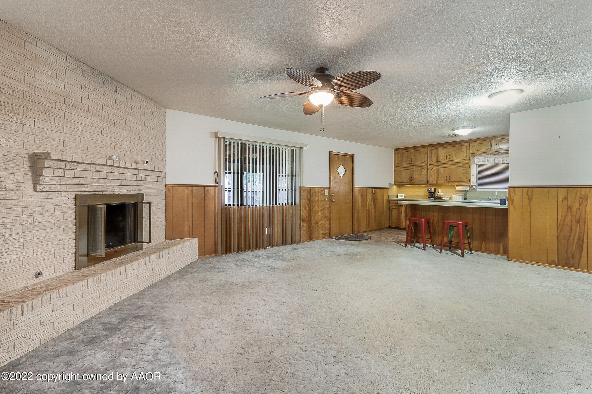 2708 John Drive Amarillo, TX 79110 - Photo 4 of 29 006_Den 2