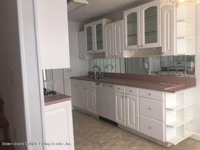 3 Rumson Road Staten Island, NY 10314 - Photo 3 of 9 IMG_0829