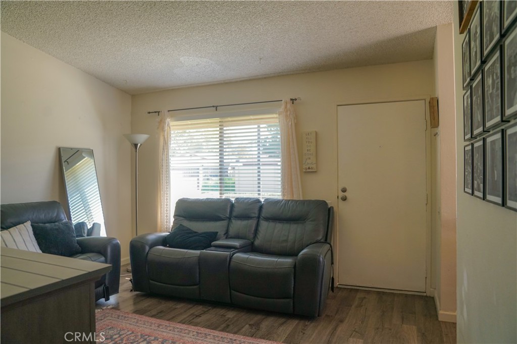 9112 Delano Drive Riverside, CA 92503 - Photo 10 of 28 Gallery Image 10