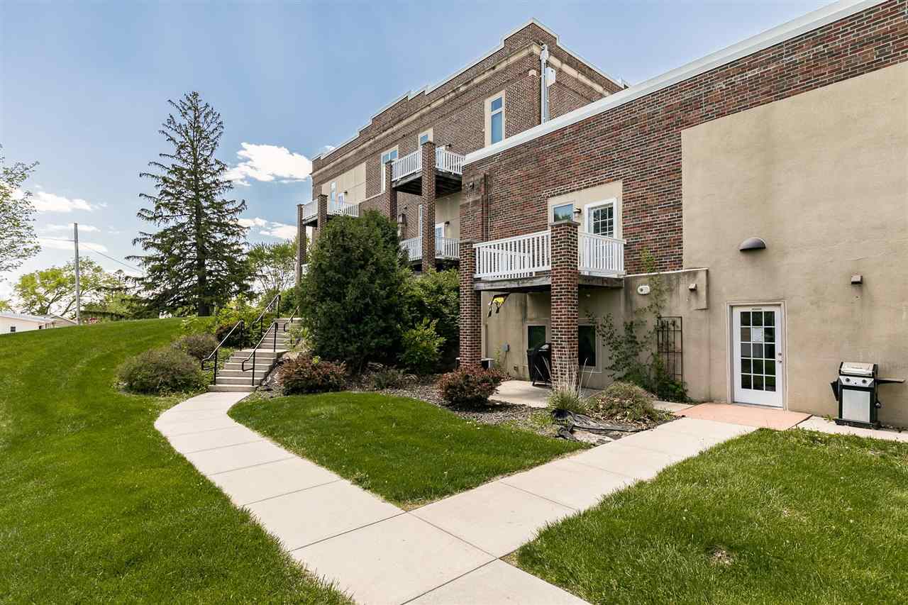 251 Vine Street, Unit 108 Riverside, IA 52327 - Photo 17 of 19 Gallery Image 17
