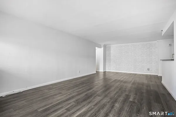 $3,200 | 143 Hoyt Street, Unit 1K, Stamford, CT 06905