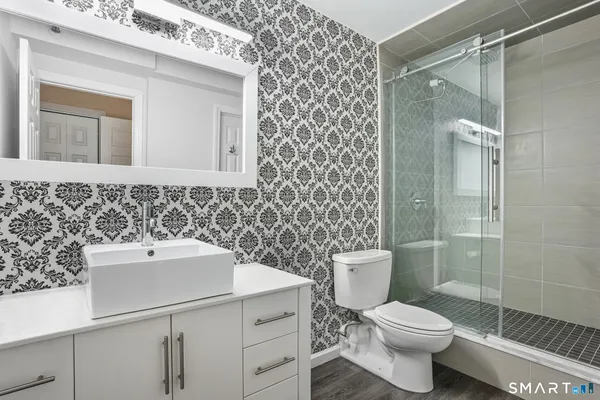 $3,200 | 143 Hoyt Street, Unit 1K, Stamford, CT 06905