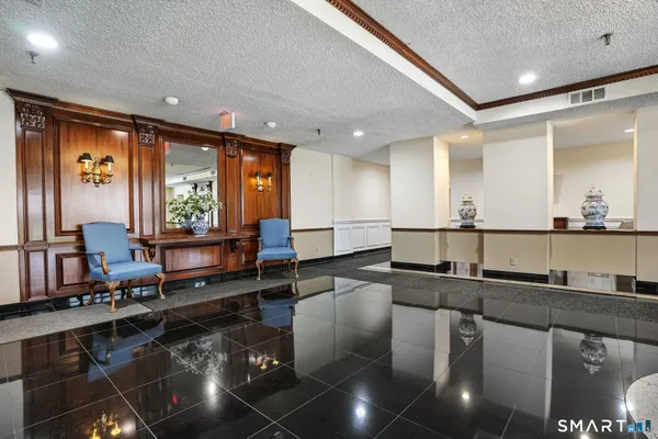 $3,200 | 143 Hoyt Street, Unit 1K, Stamford, CT 06905